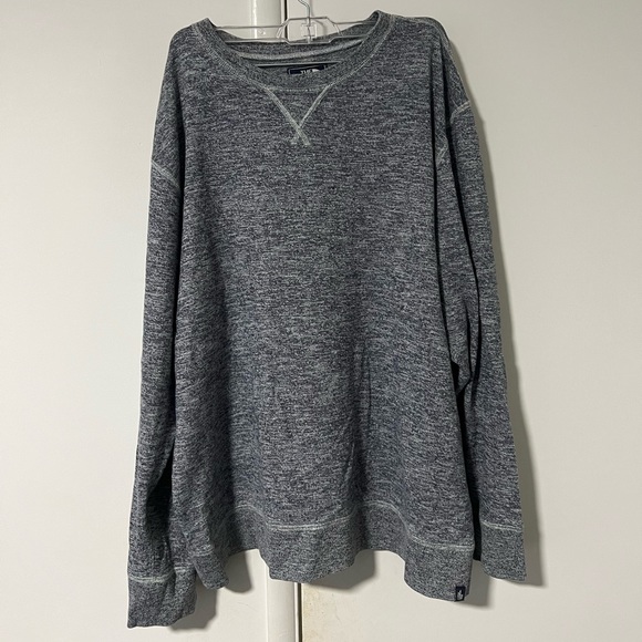 North Face Pull Over - Picture 1 of 2